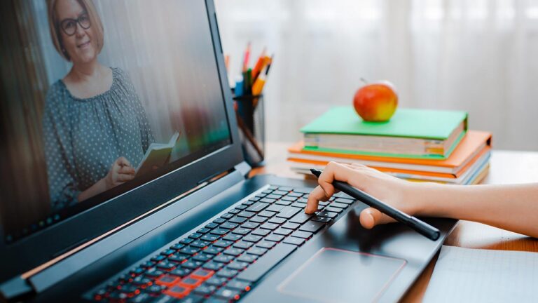 Competencias digitales que debe tener un docente