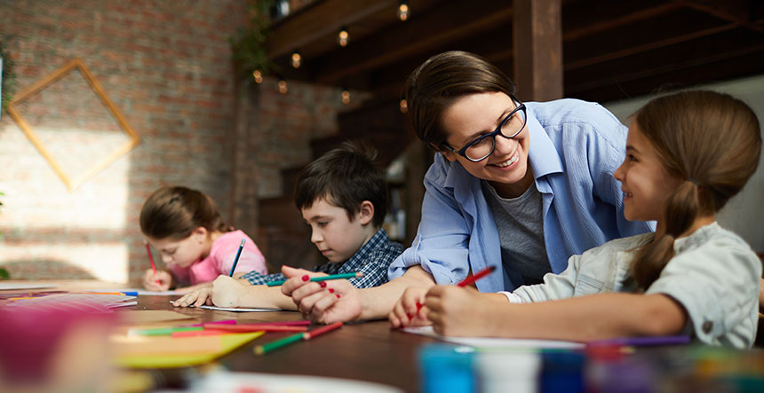 Cursos de docencia y pedagogía: convierte tu experiencia laboral