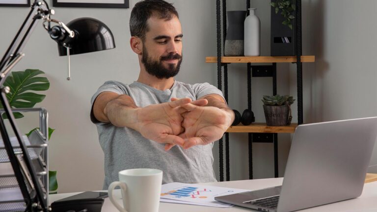 ejercicios de pausas activas en el trabajo